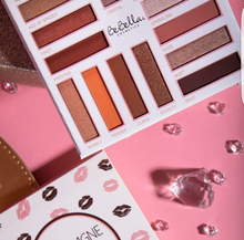 Cargar imagen en el visor de la galería, Set sombras Kisses II BeBella